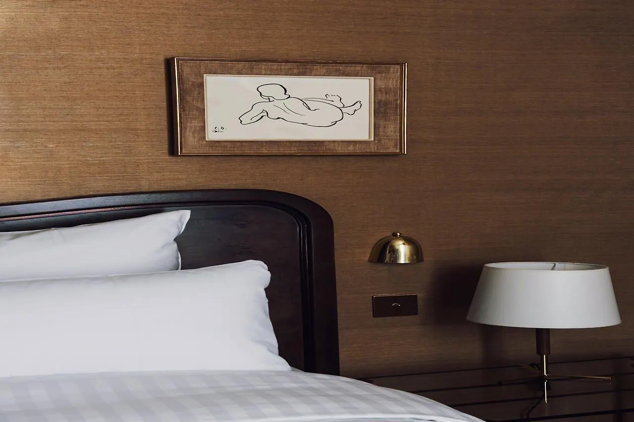 Hotel Rochechouart - Orso